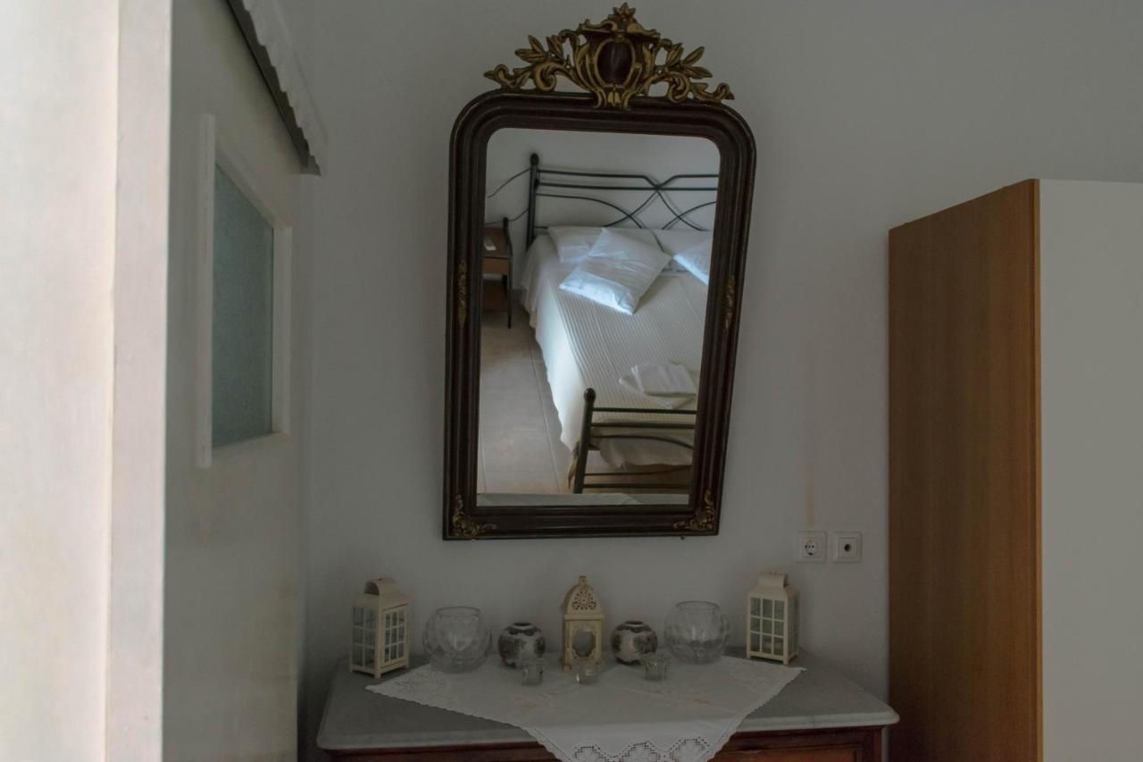 Villa Niovi Chalki Town Exteriér fotografie
