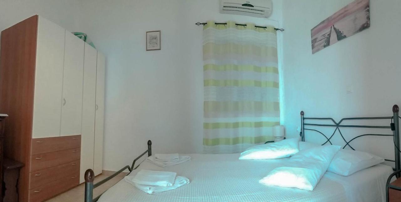 Villa Niovi Chalki Town Exteriér fotografie